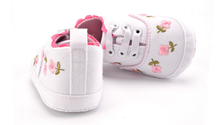 Floral Lace up Shoes