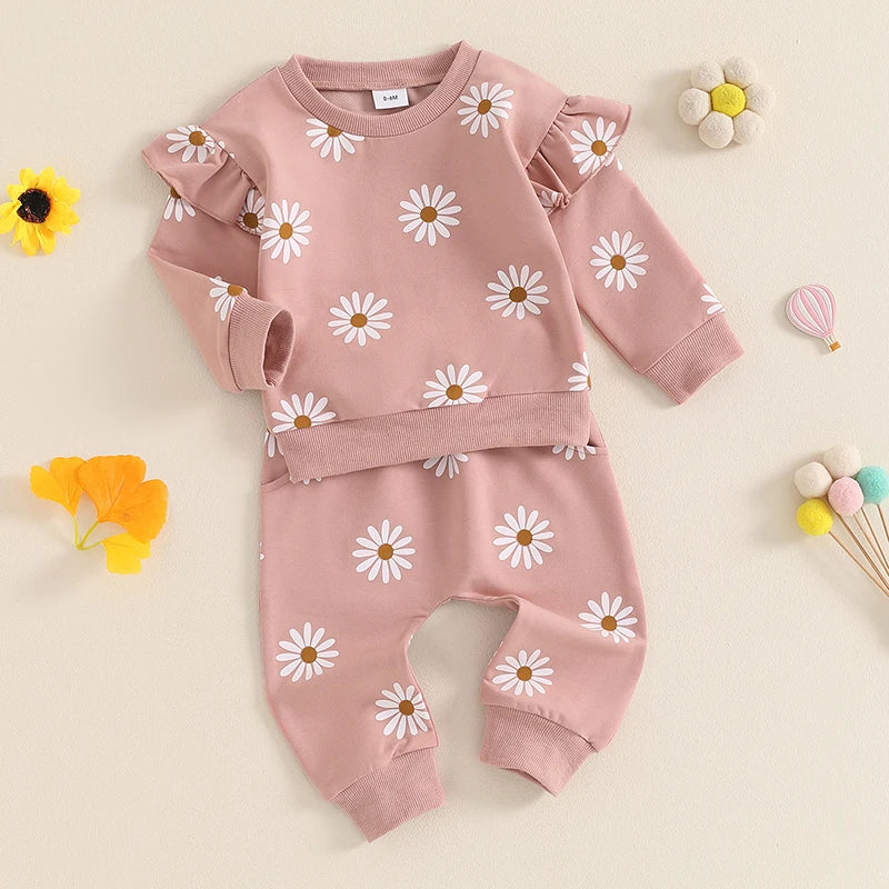 Daisy Sweatshirt & Pants Outfit