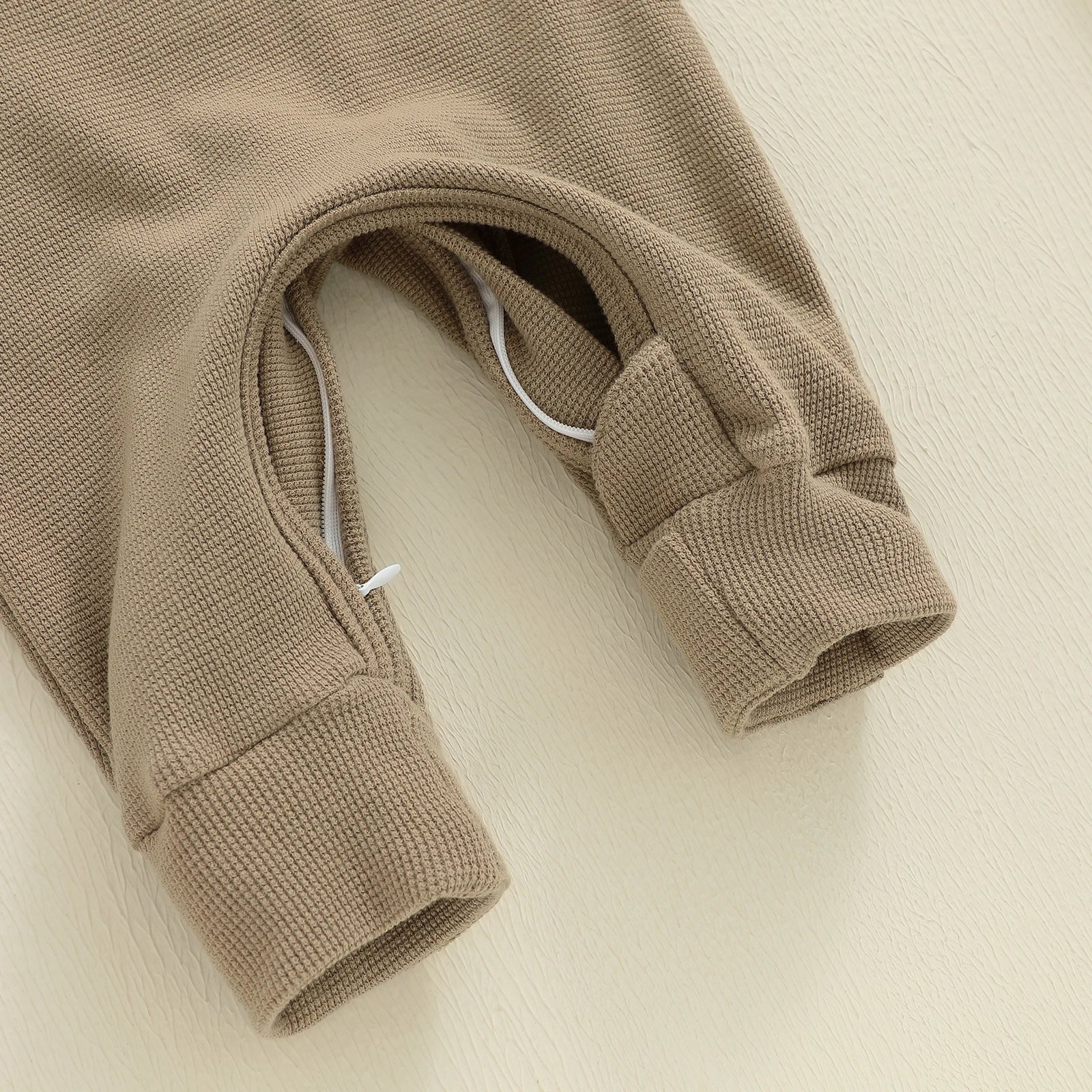 Solid Waffel Knite Romper & Hat