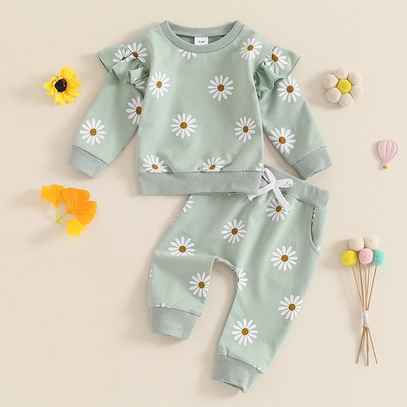 Daisy Sweatshirt & Pants Outfit