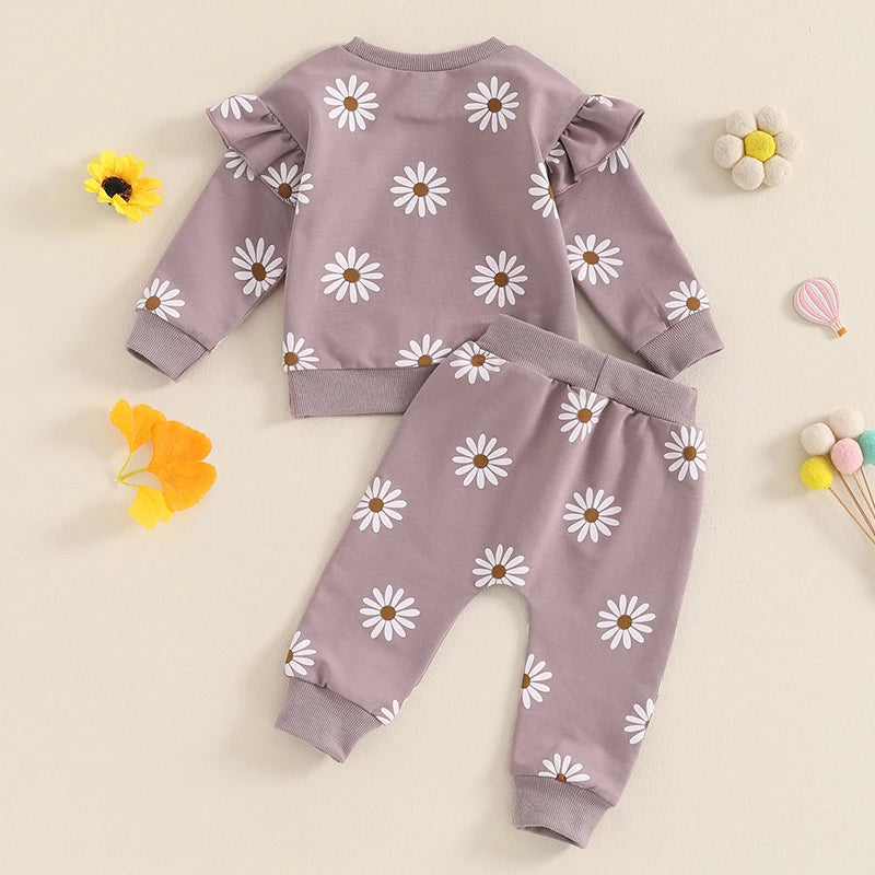 Daisy Sweatshirt & Pants Outfit