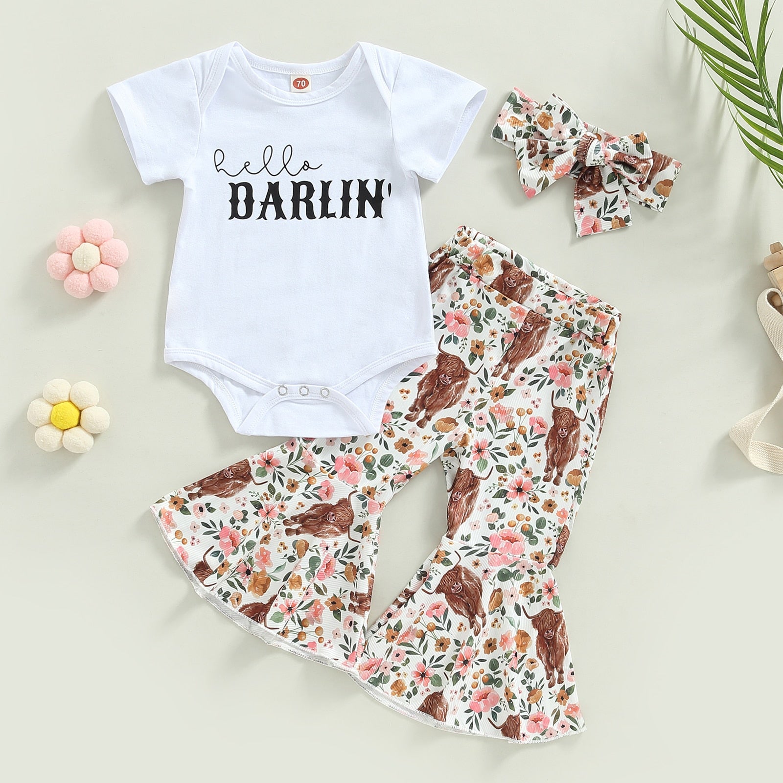 Hello Darlin' Floral Cow Outfit