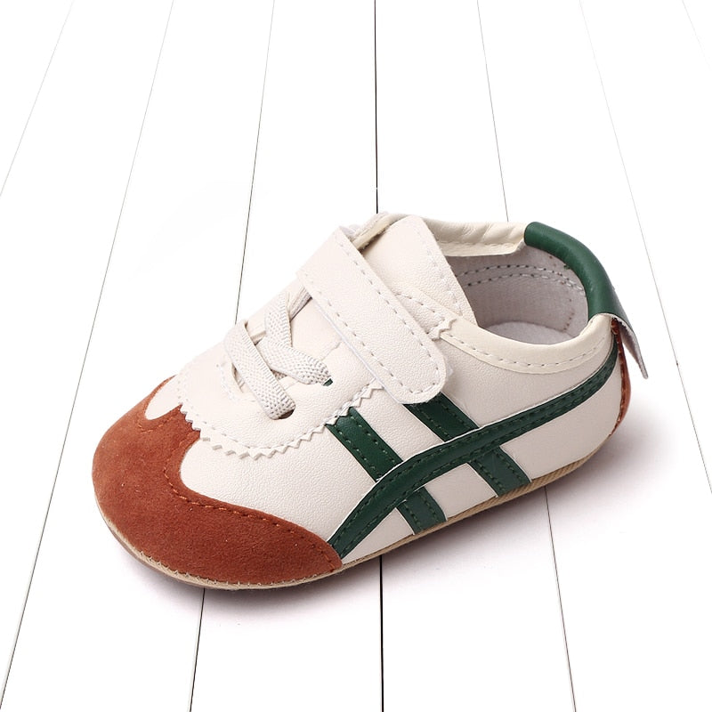 Contrast Color Stripe Shoes