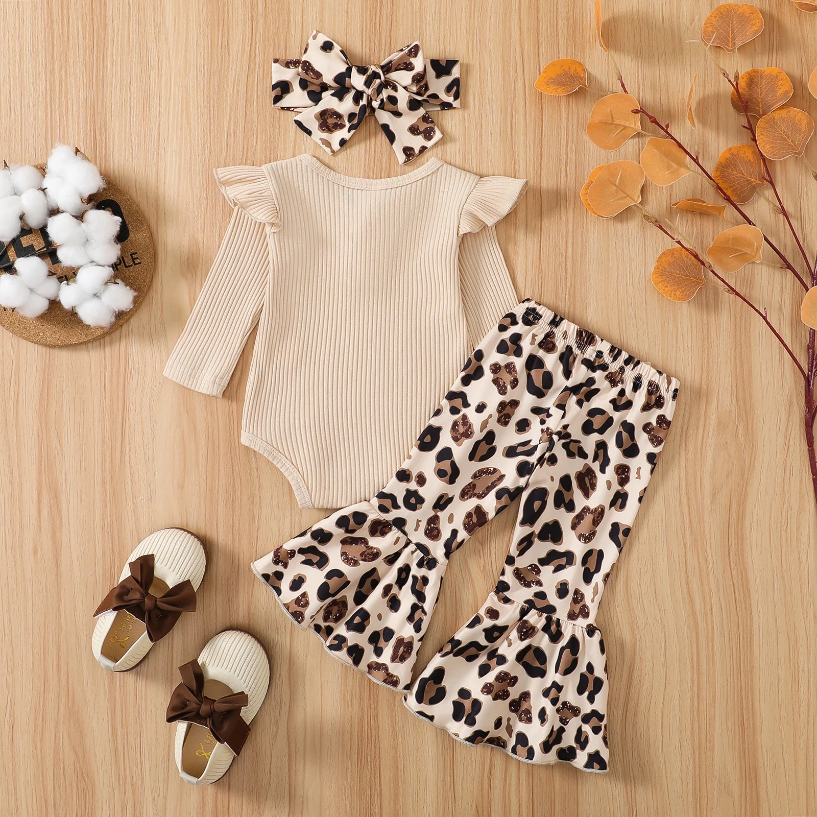 Mini Mocha Ruffle Flare Set