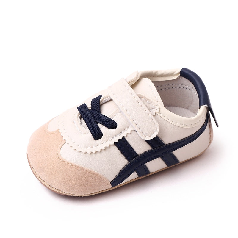 Contrast Color Stripe Shoes