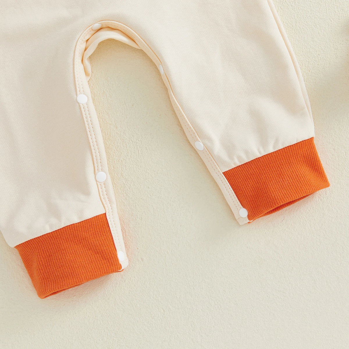 🎃 Mama's Pumpkin Baby Halloween Romper