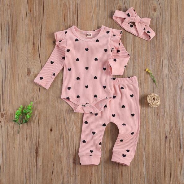 Ribbed Heart Outfit