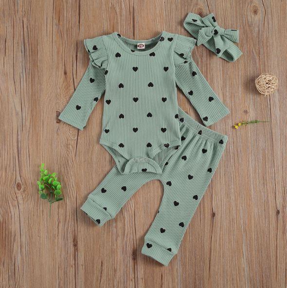 Ribbed Heart Outfit