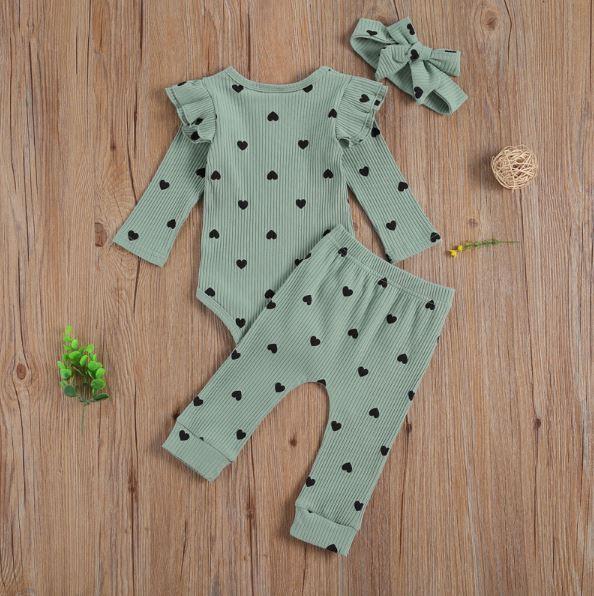 Ribbed Heart Outfit